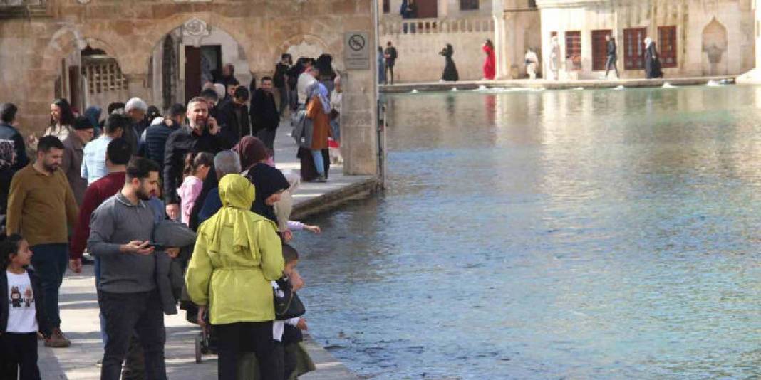 Dünyanın en büyük doğal akvaryumu: Ramazan ayında akın akın gittiler 5